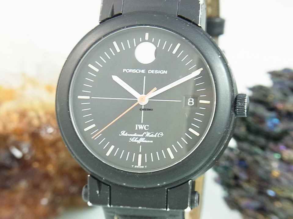  IWC Porsche Design Kompass Porsche Design Automatik Mondphase 3551 Herrenuhr Military Compass </h1> 