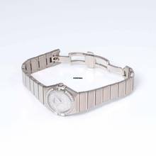 Thumbnail von Omega Constellation Quartz 123.55.27.60.99.001 - Constellation Quartz White Dial 18kt White Gold Ladies Watch </h1>