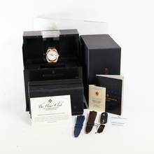 Thumbnail von Vacheron Constantin Overseas 4500V Rose Gold Silver Dial