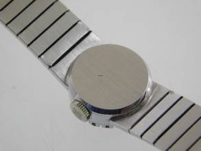 Thumbnail von Patek Philippe Damenuhr massiv 18 Karat Weißgold Handaufzug mit original Brillantbesatz </h1>