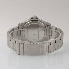 Thumbnail von Rolex Submariner Date 1680 Date by Kuwait Army Crest dial 1977's </h1>