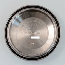 Thumbnail von Rolex Submariner Date 1680 Date by Kuwait Army Crest dial 1977's </h1>