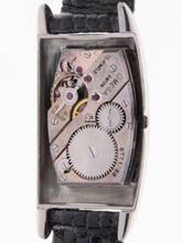 Thumbnail von Omega Gents Wristwatch Curvex </h1>