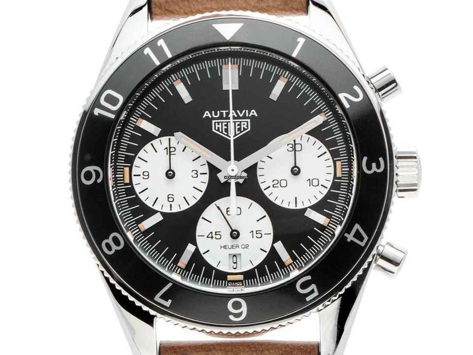  TAG Heuer Autavia Heritage Autavia Ref.CBE2110.FC8226 2024 Full Set Ungetragen 