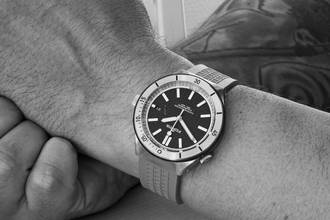 Thumbnail von Fortis Marinemaster M-44 Amber Orange Chronometer </h1>