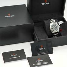 Thumbnail von Tudor Ranger M79950-0001 </h1>