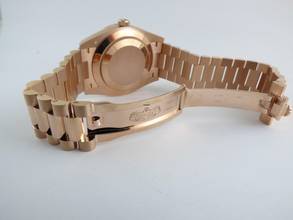 Thumbnail von Rolex Day-Date 40 Choco Dial Everrose / Diamond Bezel </h1>