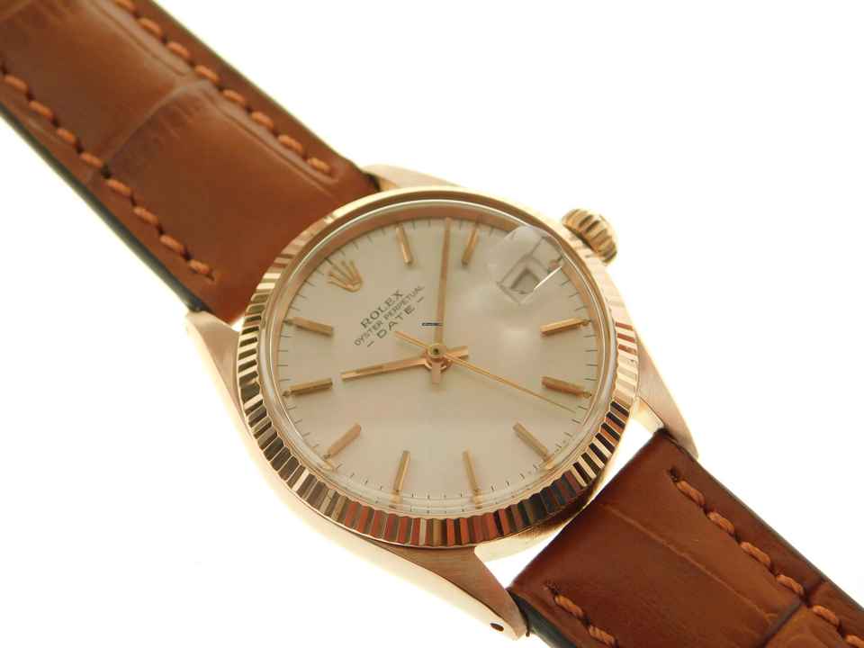  Rolex Oyster Perpetual Date 18 Karat Rosegold Date 31 mm wie Neu medium Größe mit Krokoband von 1966 </h1> 