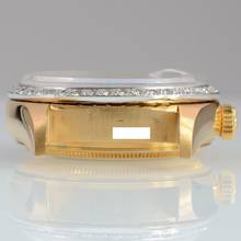 Thumbnail von Rolex Day-Date 36 18048 President Factory Silver diamonds dial Full Set 1980’s </h1>