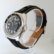 Thumbnail von Movado Diver Super Sub Sea 300 Tempo - Matic Automatic 1970’s </h1>