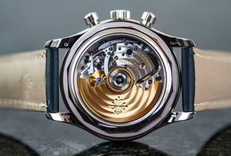 Thumbnail von Patek Philippe Annual Calendar Chronograph 5960G | Full Set 2022 | blue dial | White gold </h1>