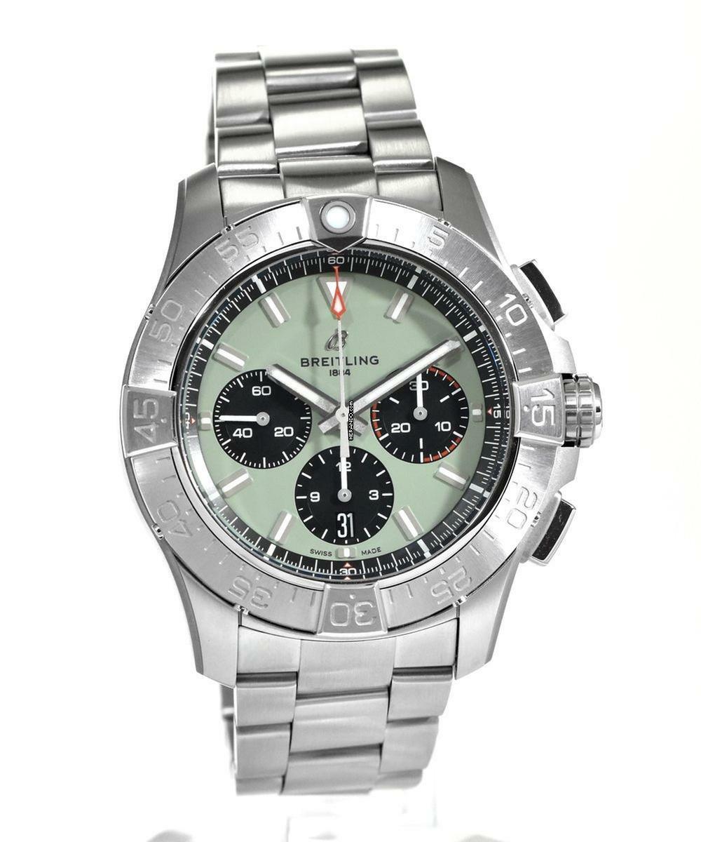  Breitling Avenger B01 Chronograph 44 Ref. AB0147101L1A1 