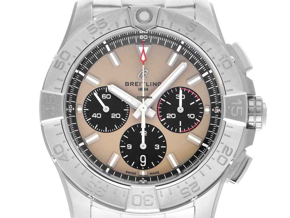  Breitling Avenger B01 Ref.AB0147101A1A1 2024 Full Set Ungetragen 
