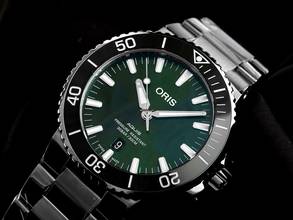 Thumbnail von Oris Aquis Date Ref.01 733 7730 4157 2022 original Box Ungetragen </h1>