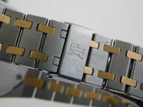 Thumbnail von Audemars Piguet Royal Oak Herrenuhr 36mm im Best Zustand mit Revision 2019 36 mm große Herrenuhr </h1>