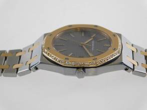 Thumbnail von Audemars Piguet Royal Oak Herrenuhr 36mm im Best Zustand mit Revision 2019 36 mm große Herrenuhr </h1>