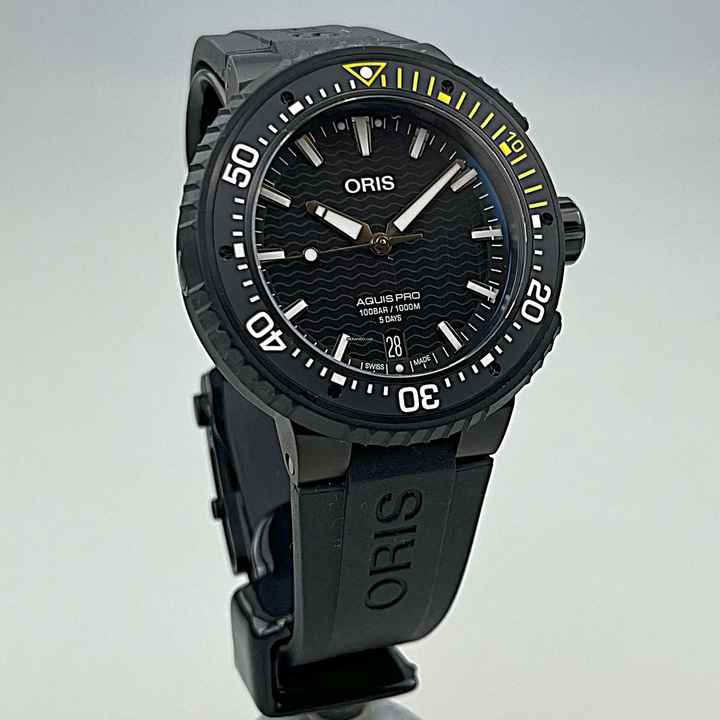  Oris Aquispro Date Calibre 400 Titan/Kautschuk 02/2024 Automatik Full Set deutsche AL 