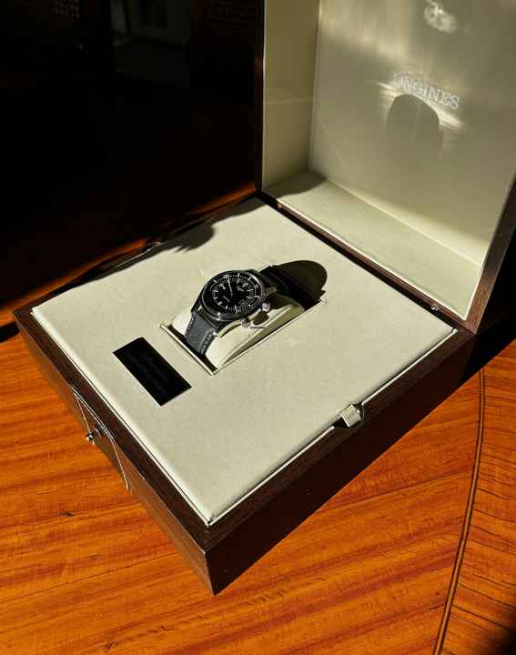  Longines Legend Diver L 3.674.4500 Longines Legend Diver mit Box,Papieren und Buch, vor 2017 </h1> 