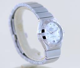 Thumbnail von Omega Constellation Petite Seconde Lady MOP Dial Petite Seconde Master Chronometer Metas </h1>