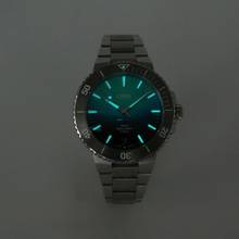 Thumbnail von Oris Aquis Great Barrier Reef Limited Edition IV </h1>