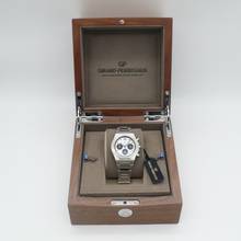 Thumbnail von Girard Perregaux Laureato Chronograph </h1>