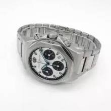 Thumbnail von Girard Perregaux Laureato Chronograph </h1>