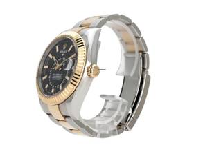 Thumbnail von Rolex Sky-Dweller Edelstahl / Gelbgold Ref. 326933 schwarzes Zifferblatt </h1>