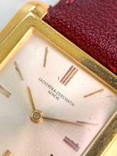 Thumbnail von Vacheron Constantin Tank Vintage Solid Gold Tank Ultra Flat and Stepped Case