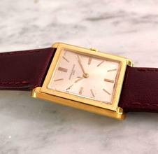 Thumbnail von Vacheron Constantin Tank Vintage Solid Gold Tank Ultra Flat and Stepped Case