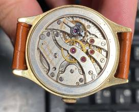 Thumbnail von IWC Early Vintage Solid Gold Restored Black Dial 35mm cal 83 dating 1938 </h1>