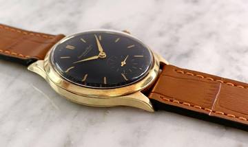 Thumbnail von IWC Early Vintage Solid Gold Restored Black Dial 35mm cal 83 dating 1938 </h1>
