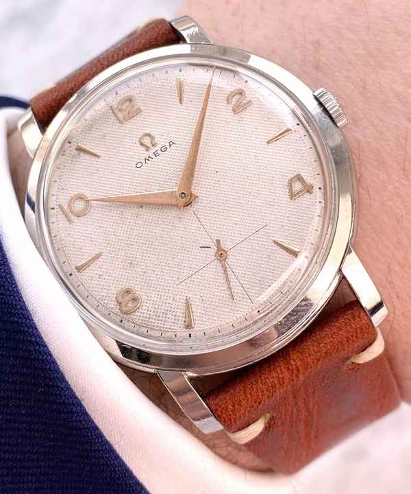  Omega Classic Rare 39mm Oversize Jumbo Vintage Honeycomb Dial 2544 2544 