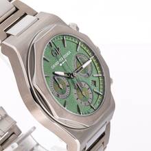 Thumbnail von Girard Perregaux Laureato 42 Chronograph Titanium Aston Martin Edition 81020-21-3398-1CM NEW 2025