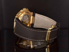 Thumbnail von Patek Philippe Nautilus Super Rare Tiffany Geneva Seal Full Set Like New