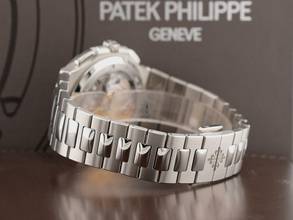 Thumbnail von Patek Philippe Nautilus Travel Time Chronograph 5990/1a Blue Dial New </h1>