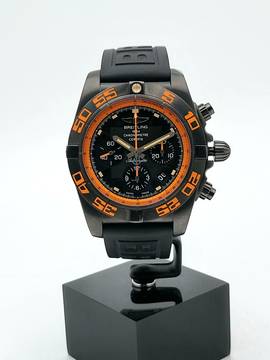  Breitling Chronomat 44 Raven Black </h1> 