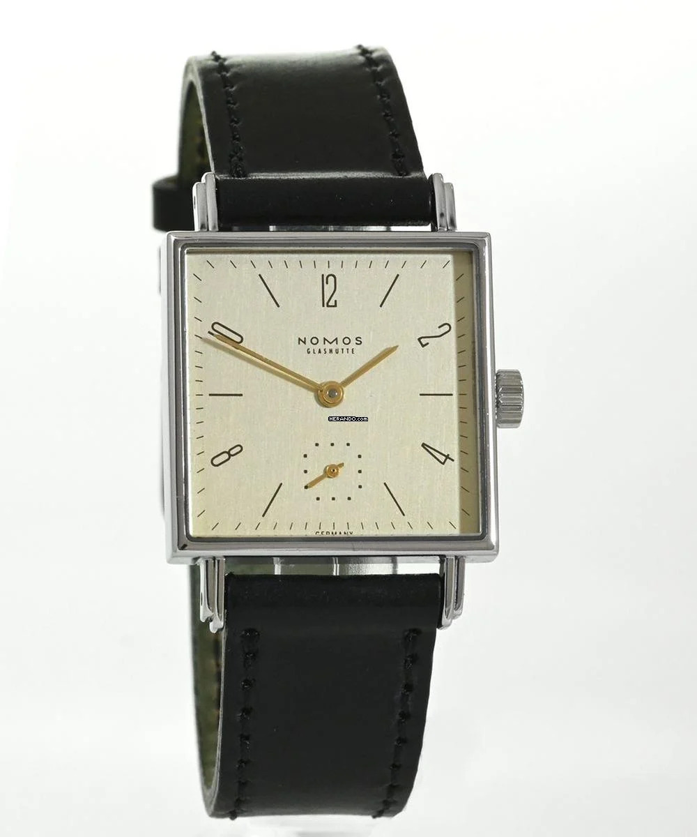  NOMOS Tetra 27 Karat Ref. 472  