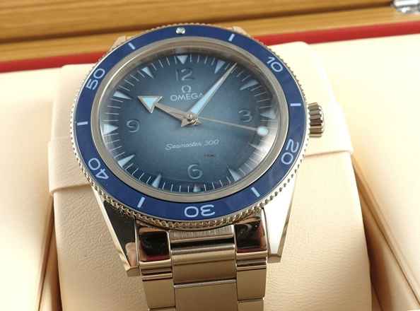  Omega Seamaster 300 Summer Blue Edition 