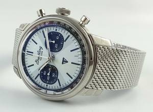 Thumbnail von Breitling Top Time B01 Triumph