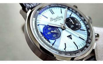Thumbnail von Breitling Top Time B01 Triumph NEW FULL SET