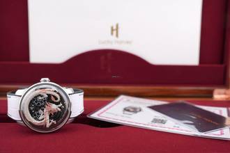 Thumbnail von Lucky Harvey White Dragon - Unworn - Box+Papers - 24 Months Warranty White Dragon 2025