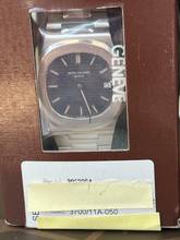 Thumbnail von Patek Philippe Nautilus 3700/11 Nautilus Sigma Blue-Green Dial Bj. 1983 Korkbox + Archive Extract-New Service