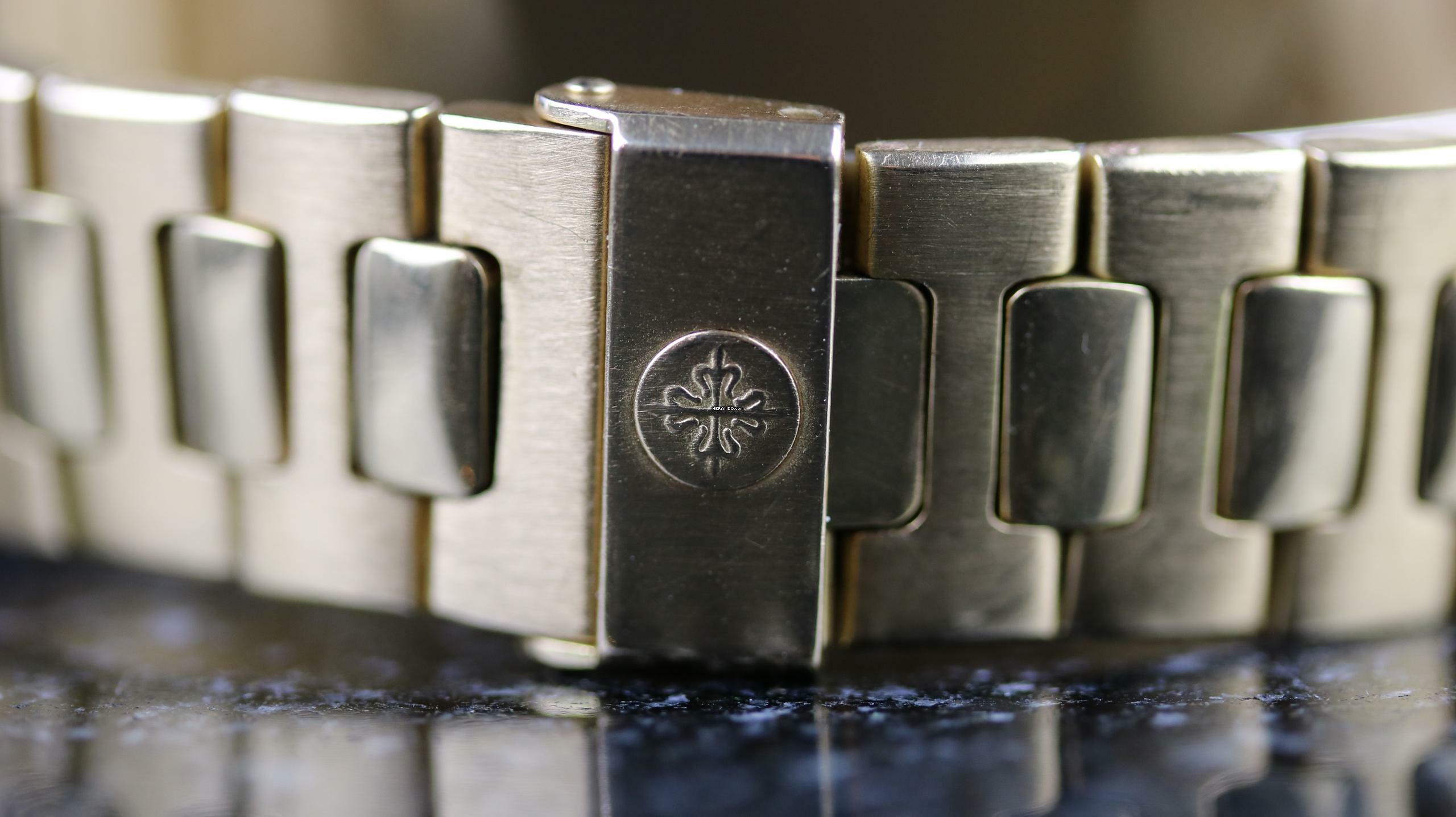 Thumbnail von Patek Philippe Nautilus 3700 - Blue Dial - Only Watch - circa 1980