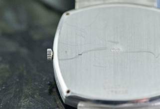 Thumbnail von Piaget very rare TV Screen | 12427 A 4 | Clous De Paris | Lapis Lazuli dial | white gold </h1>