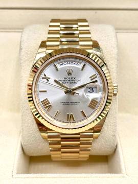  Rolex Day-Date 40 Yellowgold 18Kt. SILVER Dial Box&Papers 2021 NEW,FULLY STICKERS with QR Code 