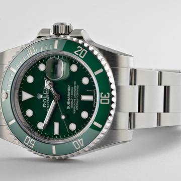  Rolex Submariner Date (Hulk) 