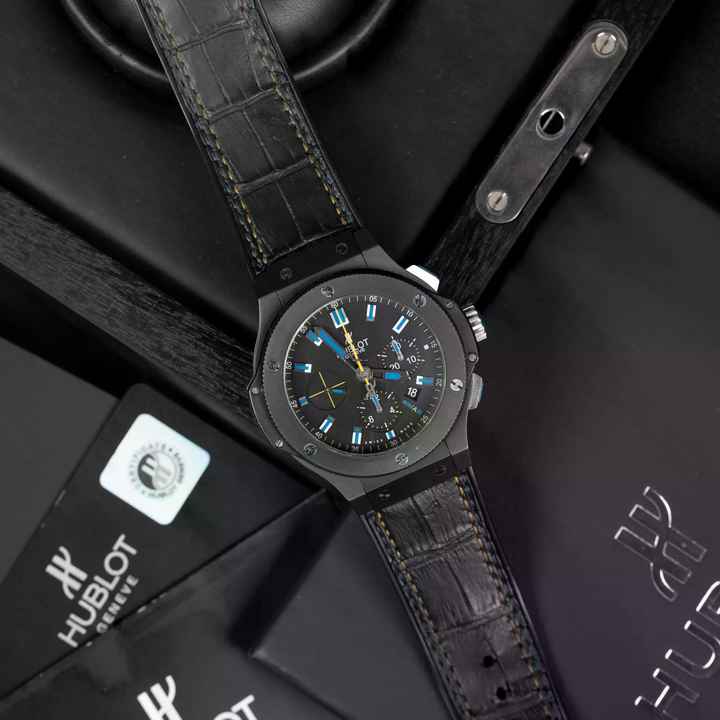  Hublot Big Bang 44 mm Amfar 