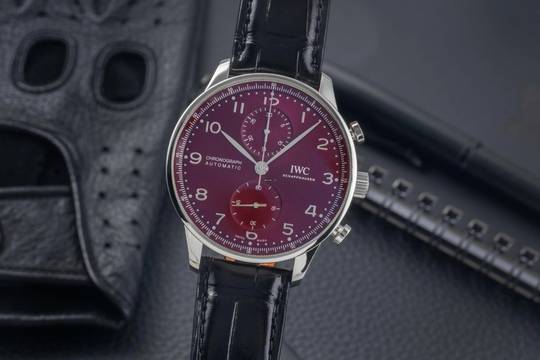  IWC Portugieser Chronograph Red Dial Stahl Automatik Herrenuhr Ref. IW371616 B&P 