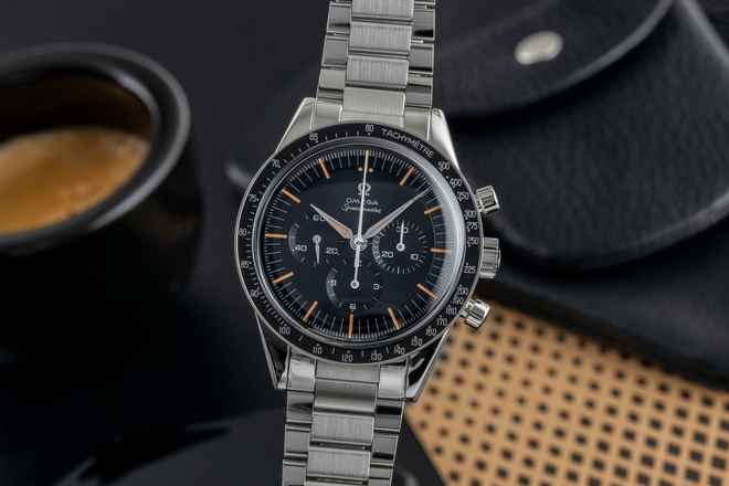  Omega Speedmaster Chronograph Stahl Handaufzug Ref. 310.30.40.50.06.001 B&P 2024  