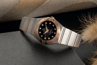 Thumbnail von Omega Constellation Quartz Stahl / Gold Quarz Diamonds Ref. 123.20.24.60.63.001 Papers